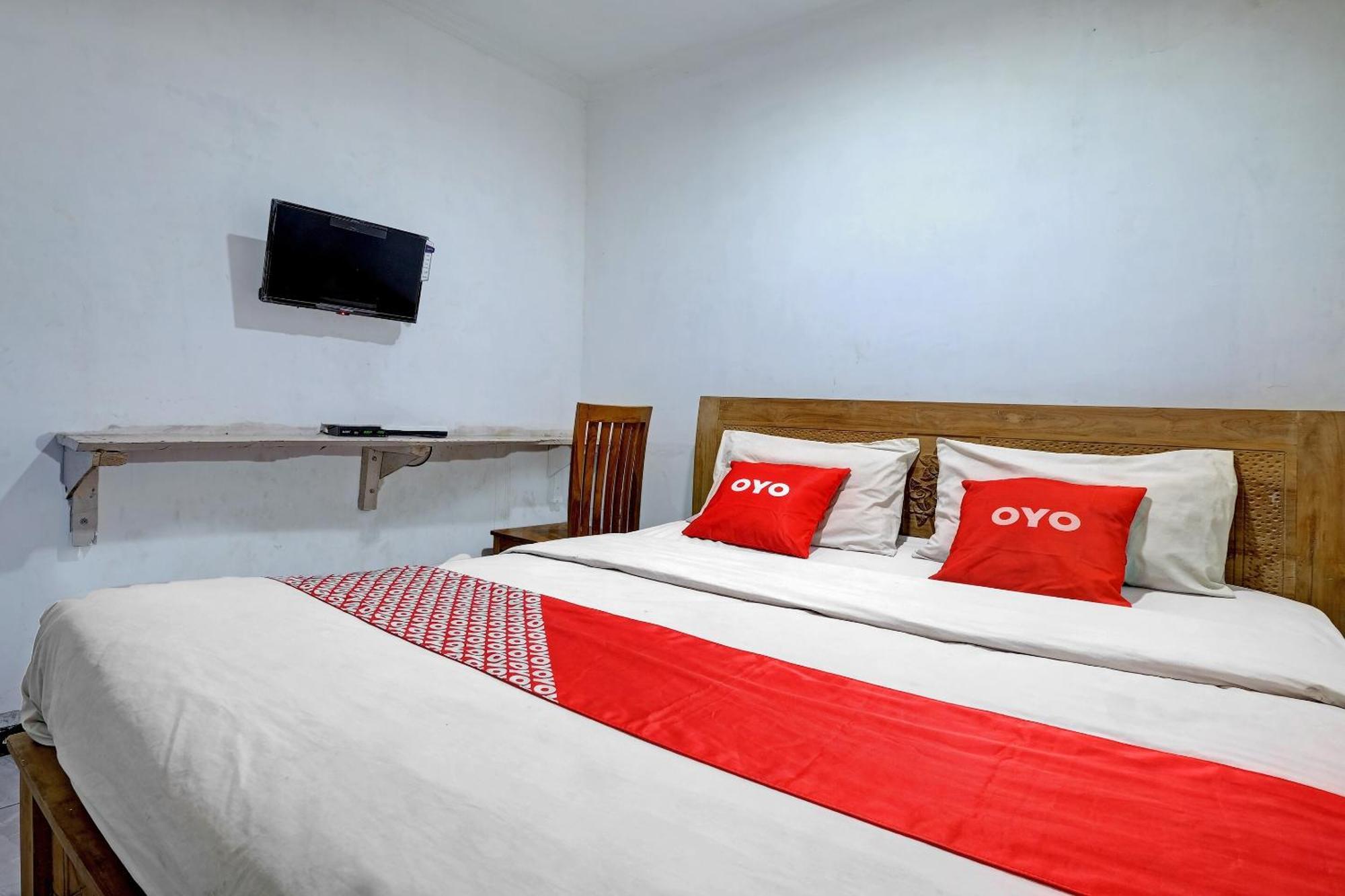 Oyo Life 92877 Hotel Rainbow 7296 Semarang Exterior photo